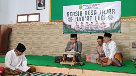 Semaan Al-Qur’an Warnai Tradisi Bersih Desa Jumat Legi di Desa Jajar